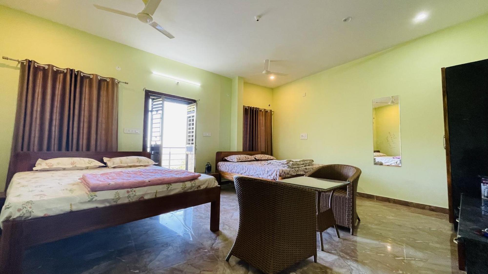 Rashi Z View Estate Stay Tarikere Exterior foto