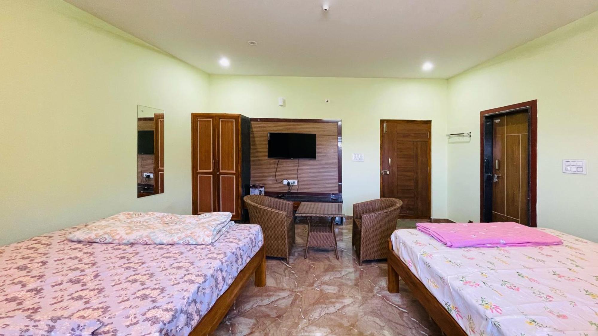 Rashi Z View Estate Stay Tarikere Exterior foto